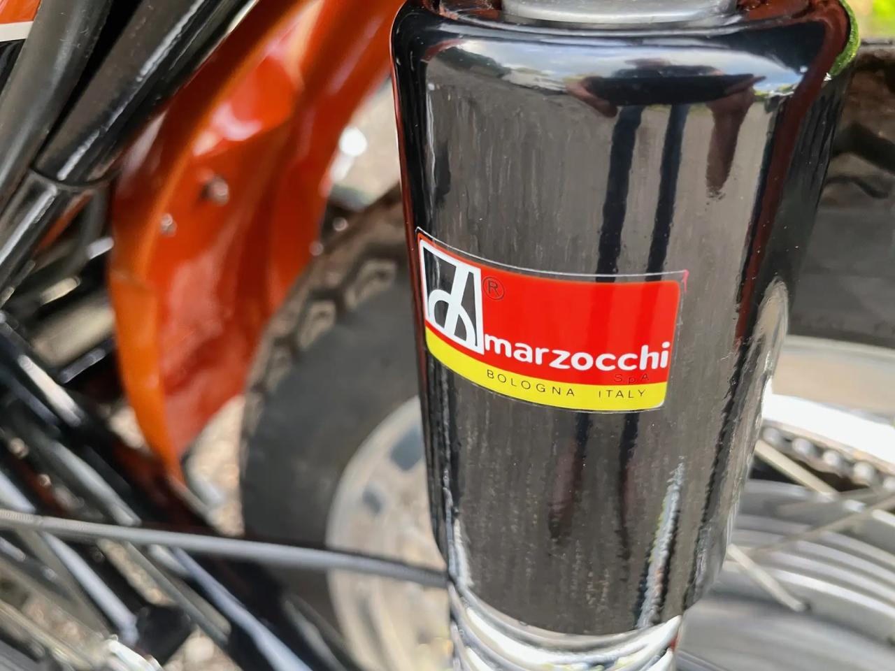 Ducati 750 GT