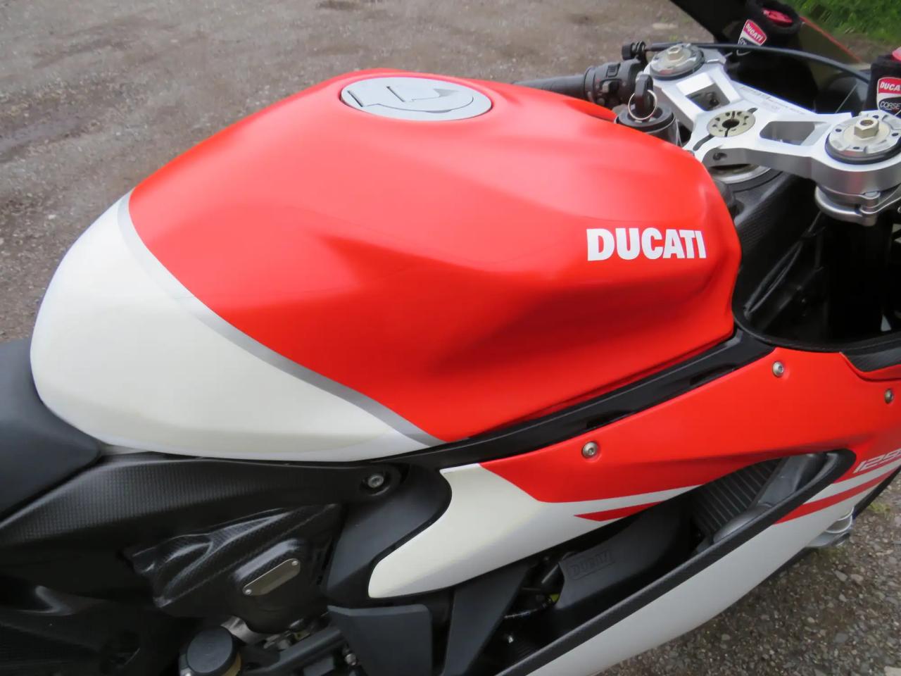 Ducati 1299 SUPERLEGGERA