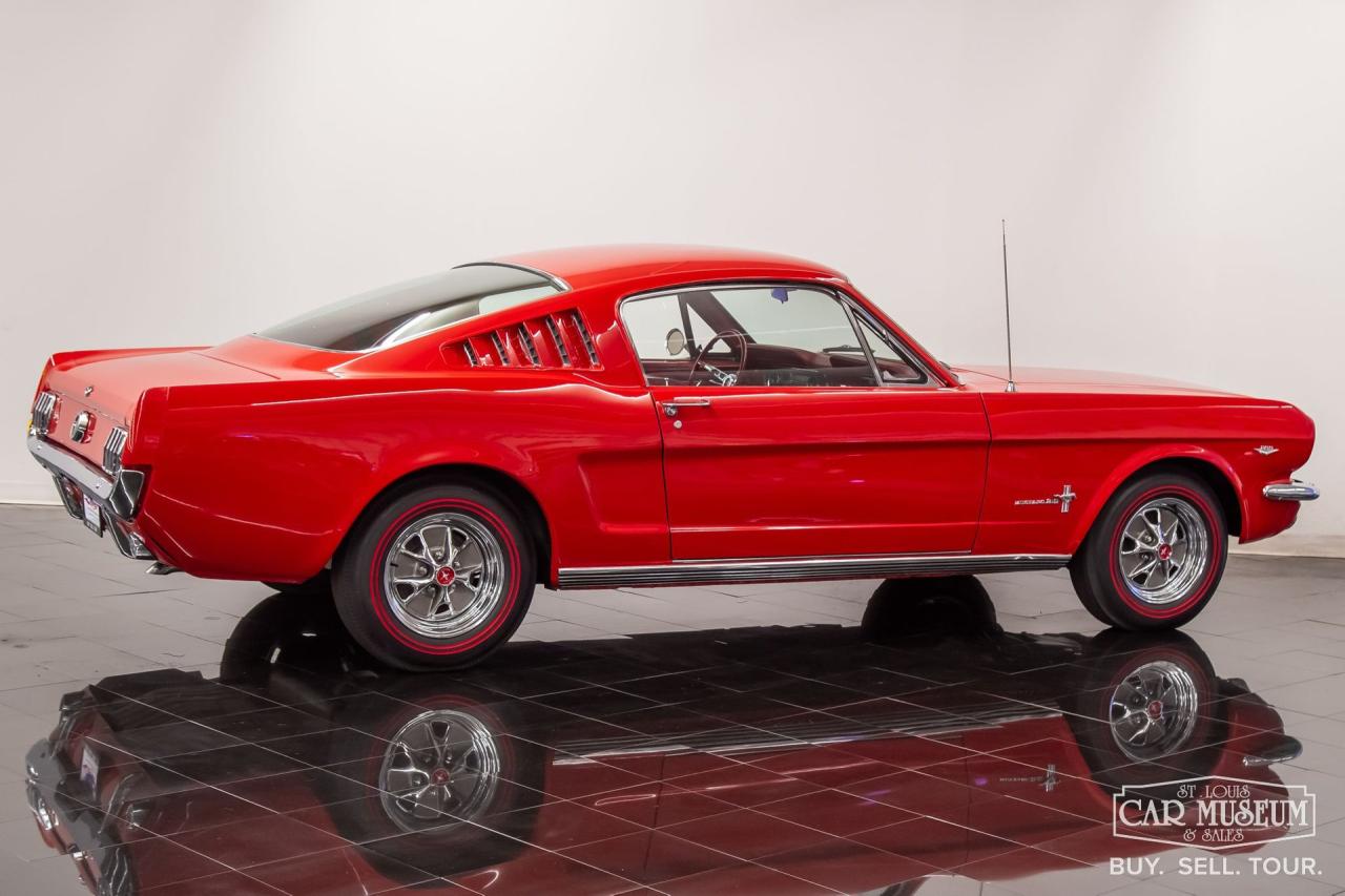 1965 Ford Mustang Fastback