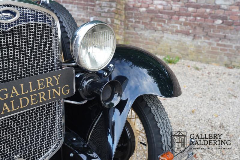 1931 Ford A Roadster de Luxe