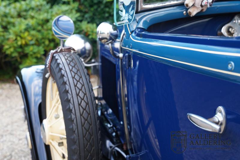 1931 Ford A Roadster de Luxe