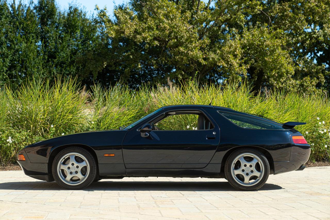 1992 Porsche 928 GTS