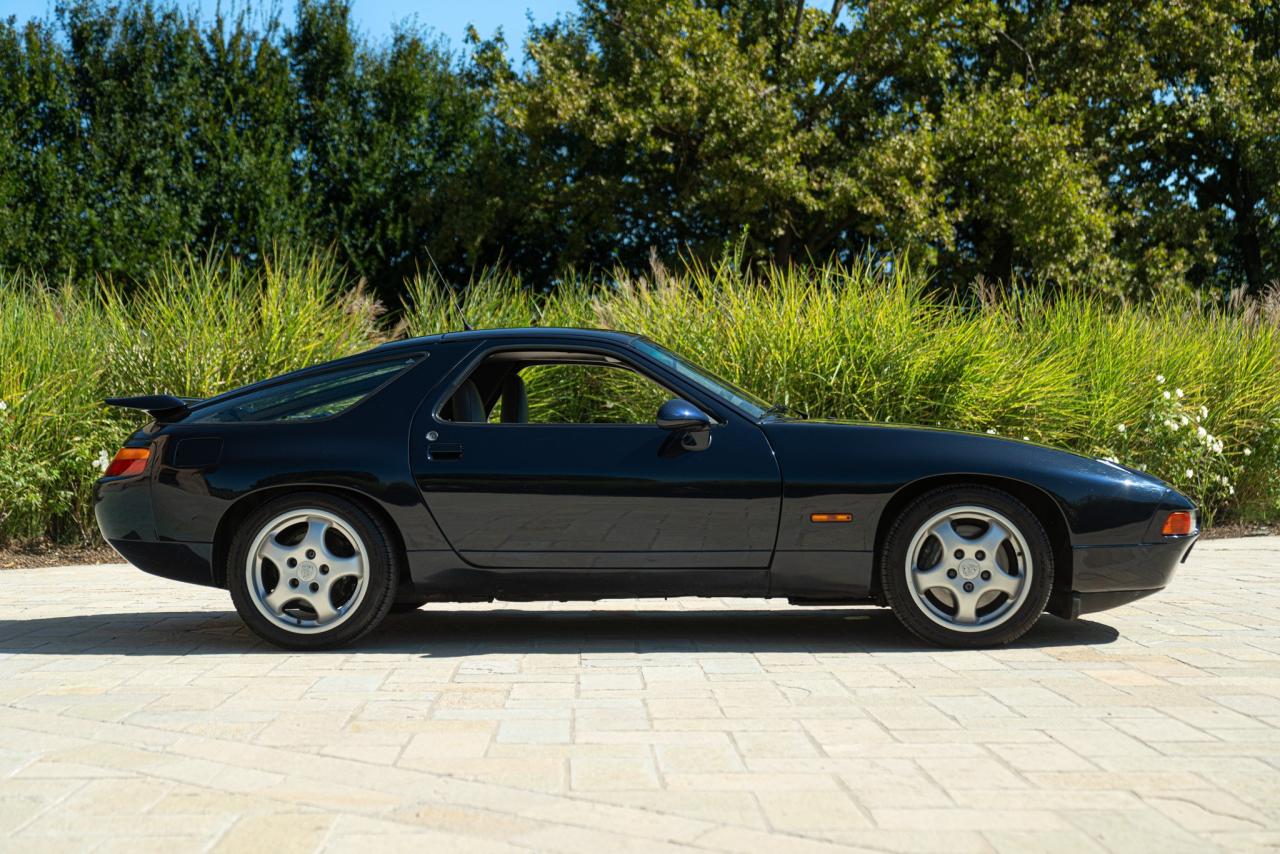 1992 Porsche 928 GTS