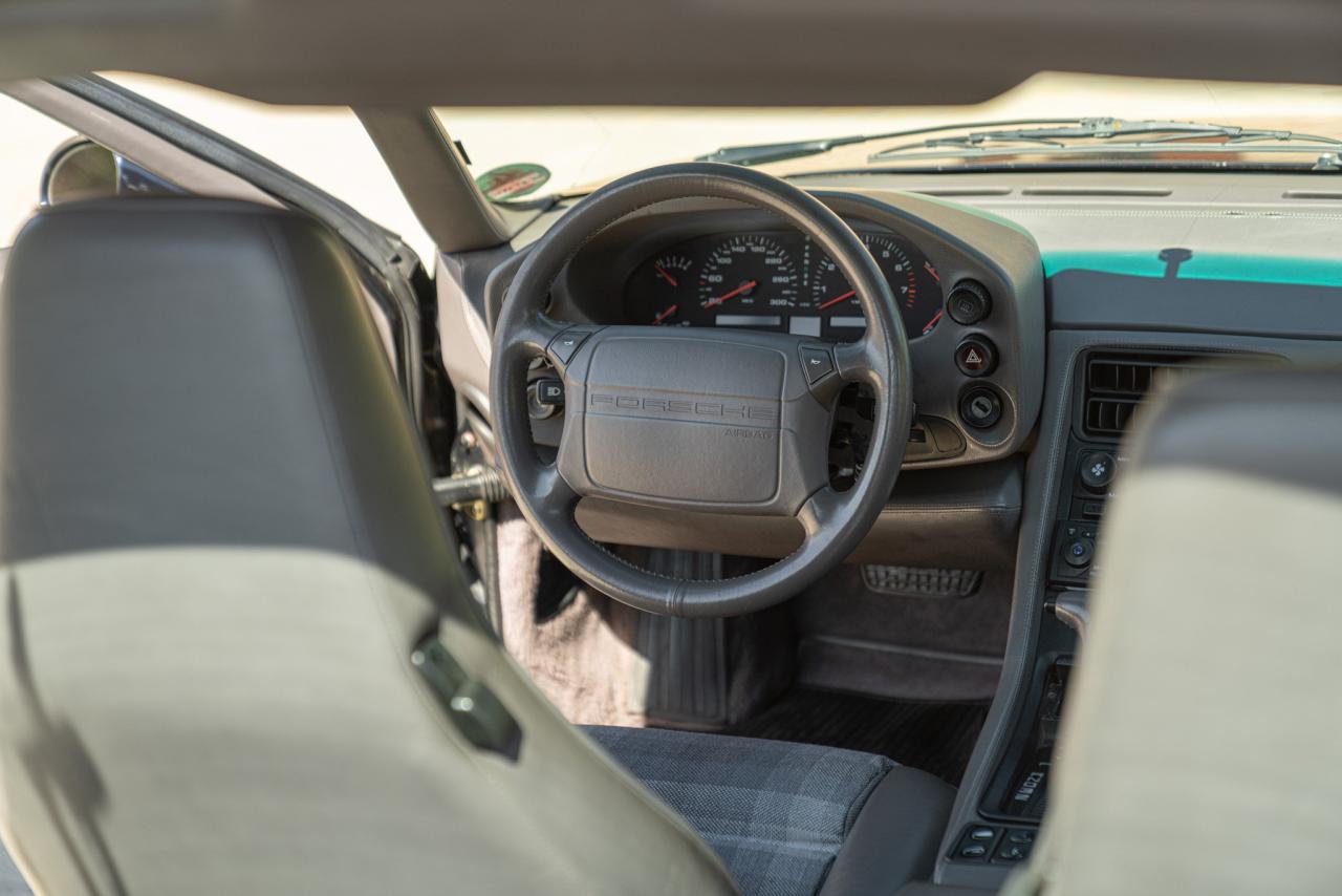 1992 Porsche 928 GTS