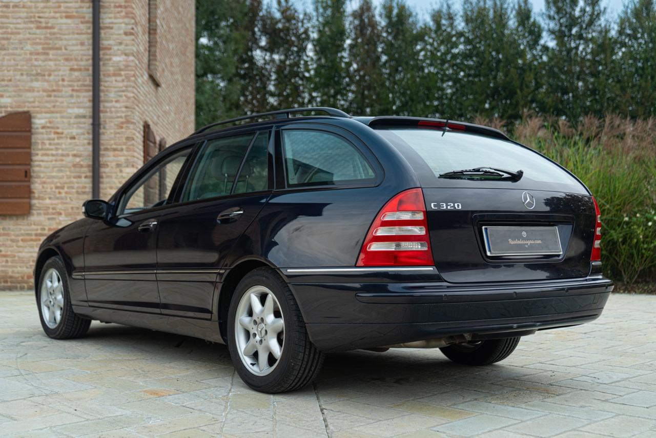 2001 Mercedes - Benz C 320