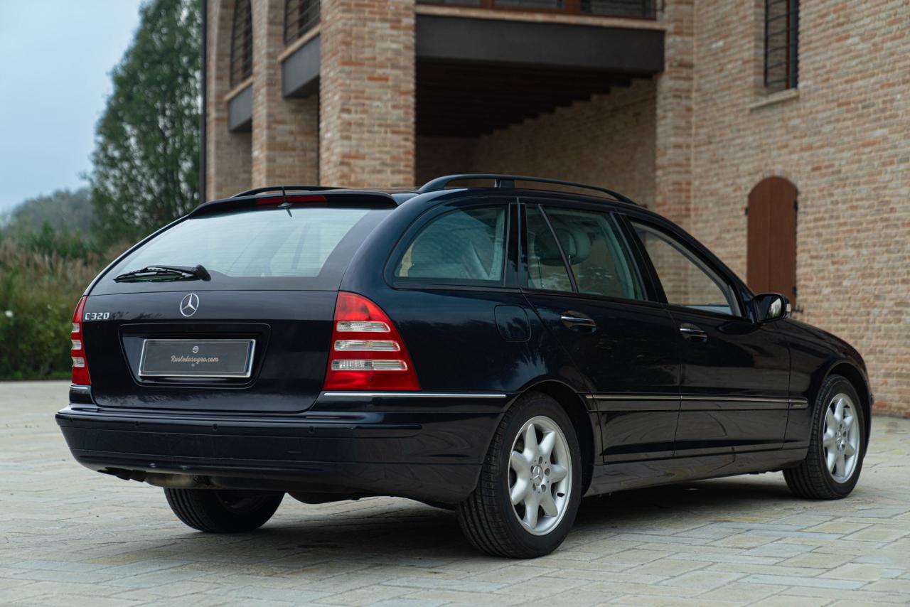 2001 Mercedes - Benz C 320