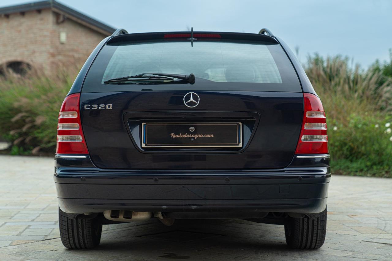 2001 Mercedes - Benz C 320