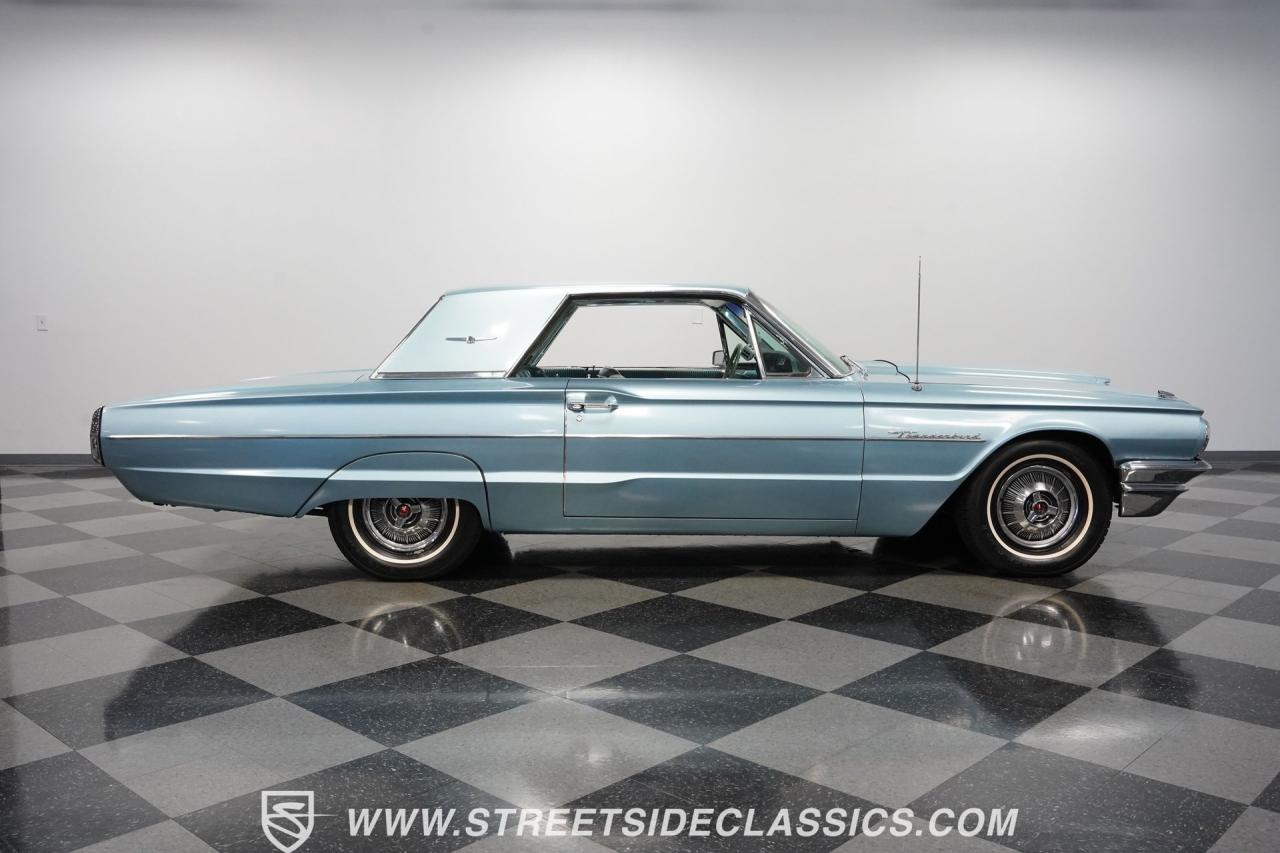 1964 Ford Thunderbird