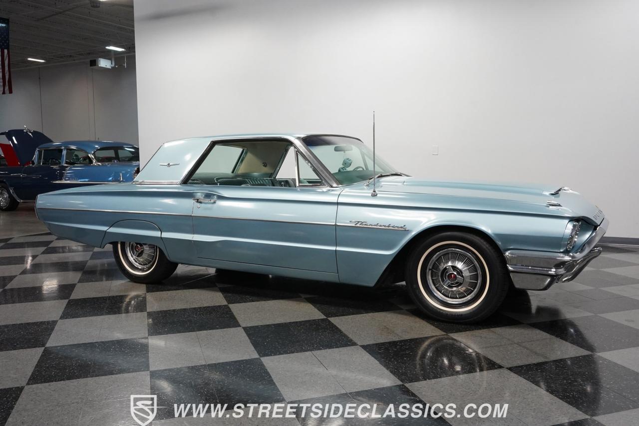 1964 Ford Thunderbird