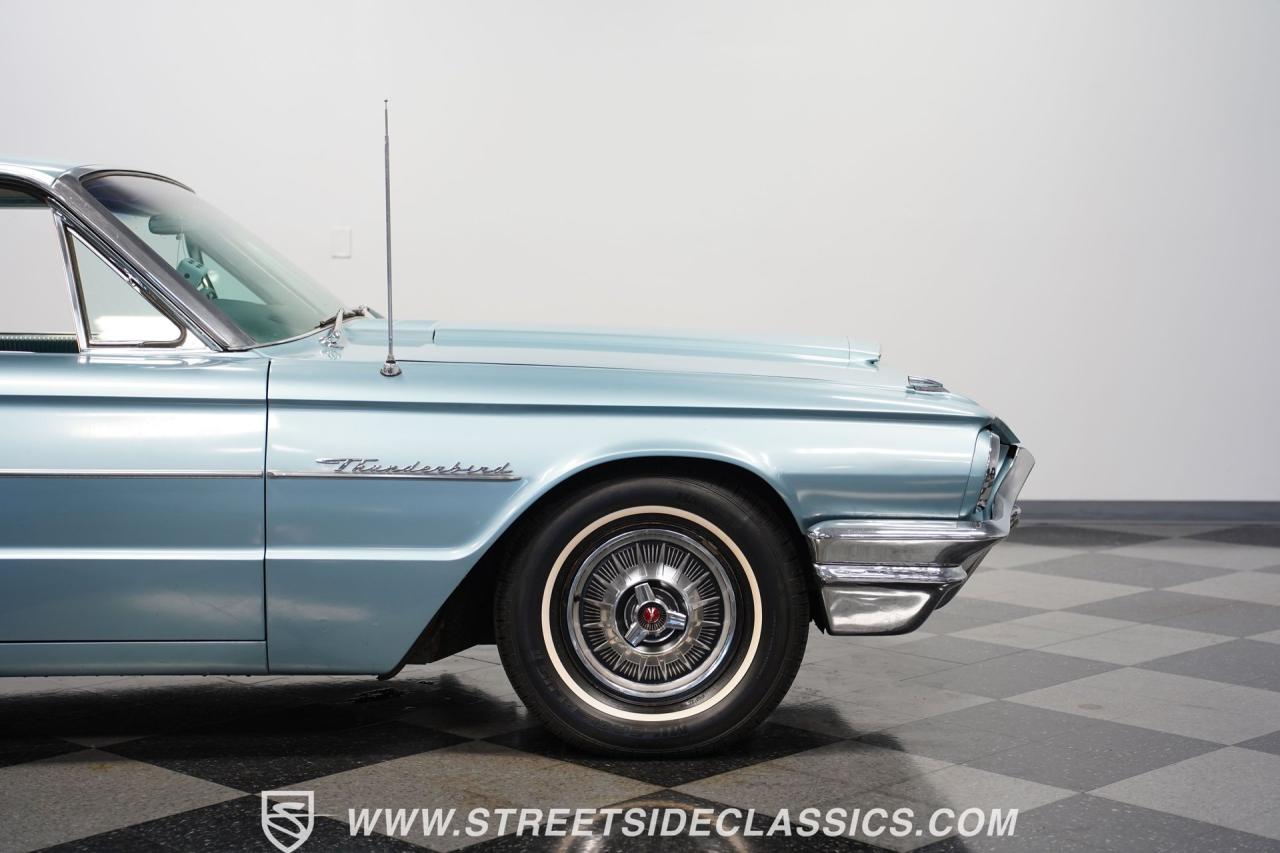 1964 Ford Thunderbird