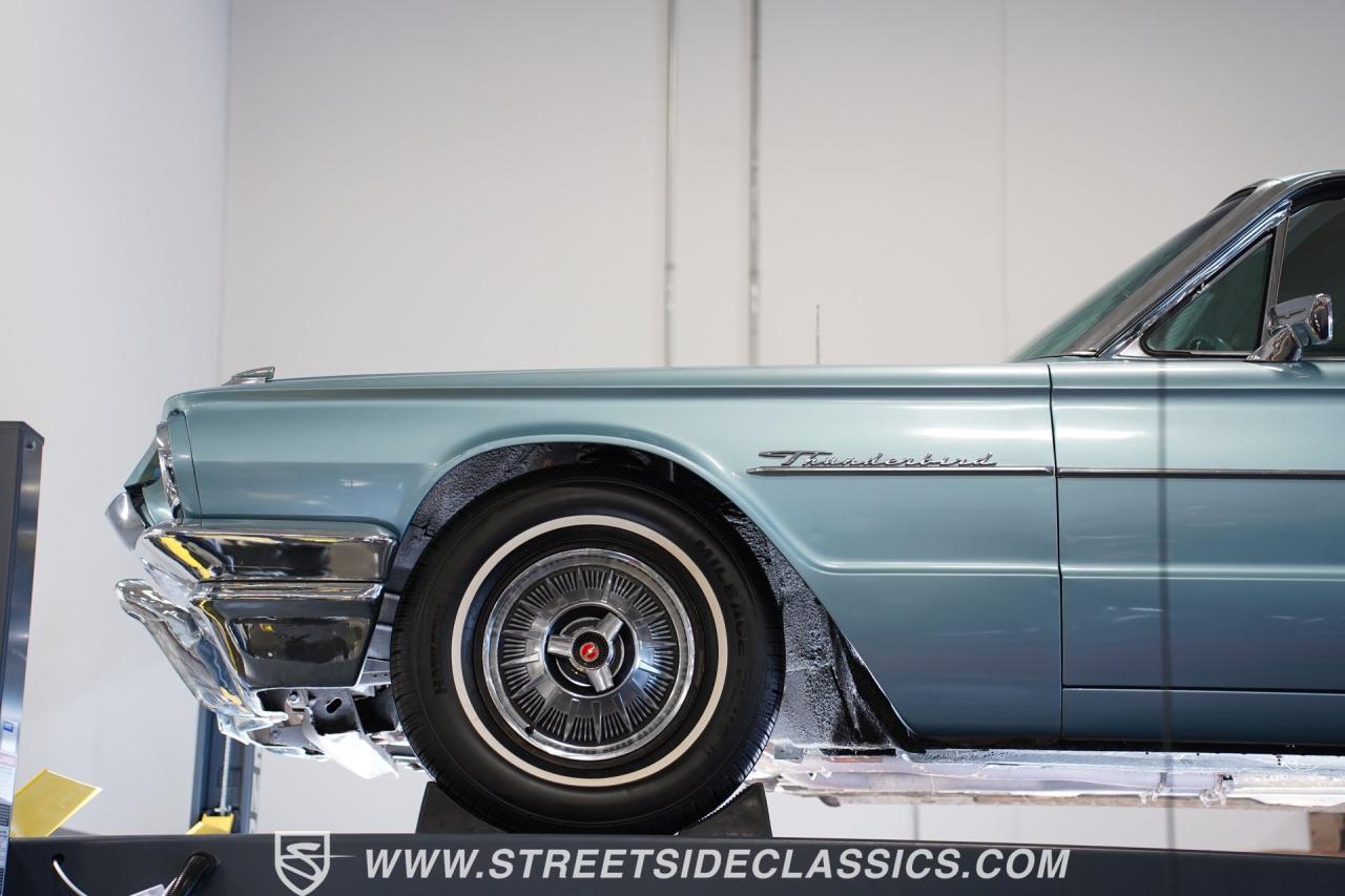 1964 Ford Thunderbird