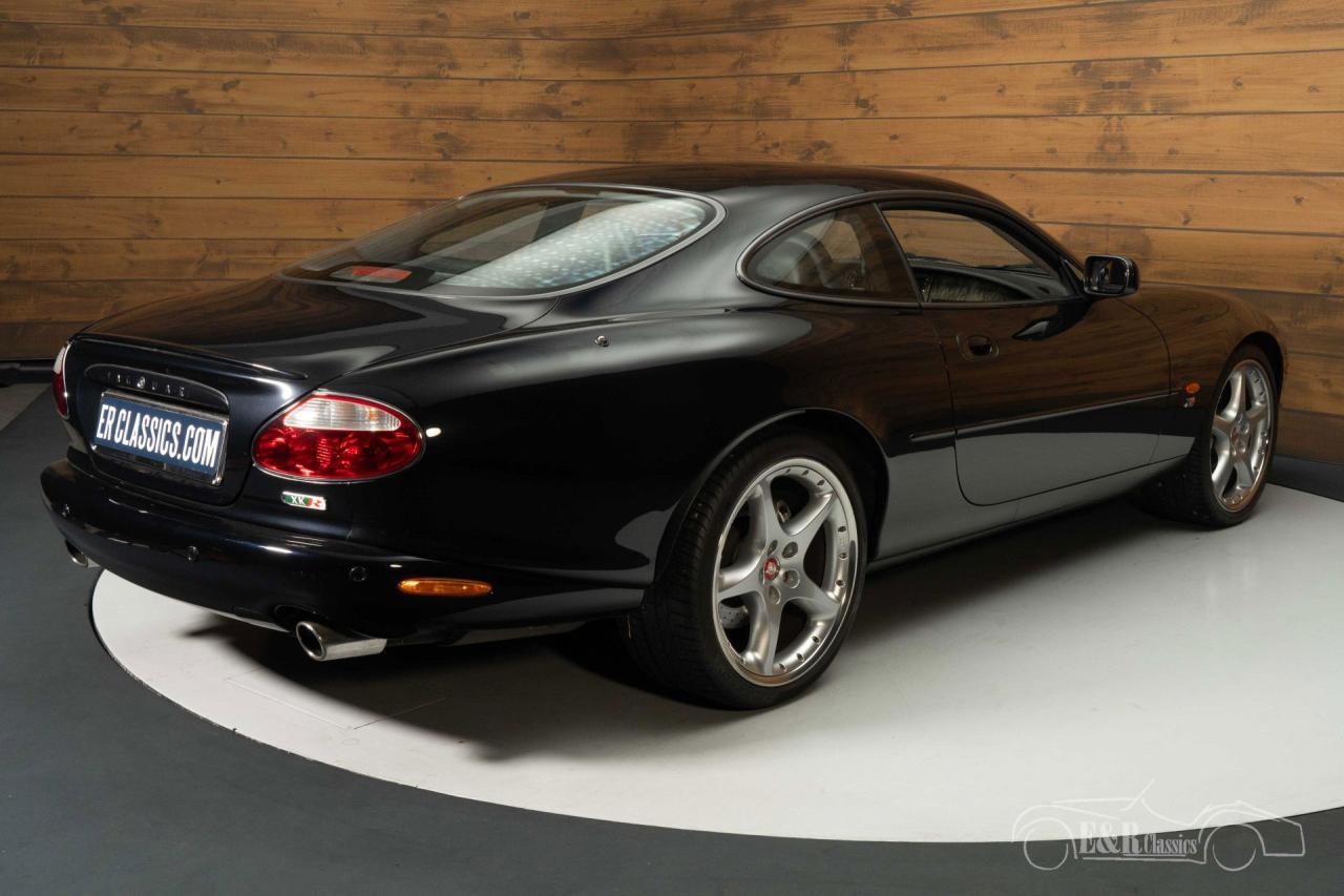 2003 Jaguar XKR