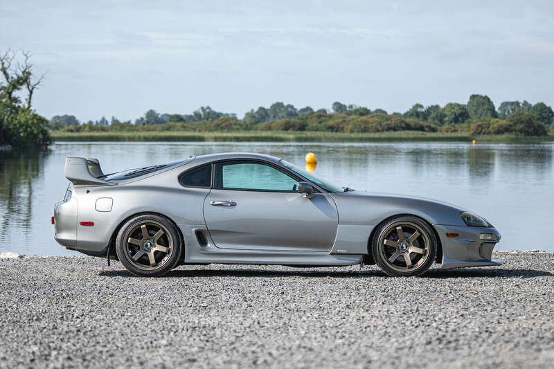 2001 Toyota SUPRA TWIN TURBO