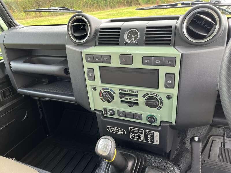 2016 Land Rover DEFENDER STATION WAGON