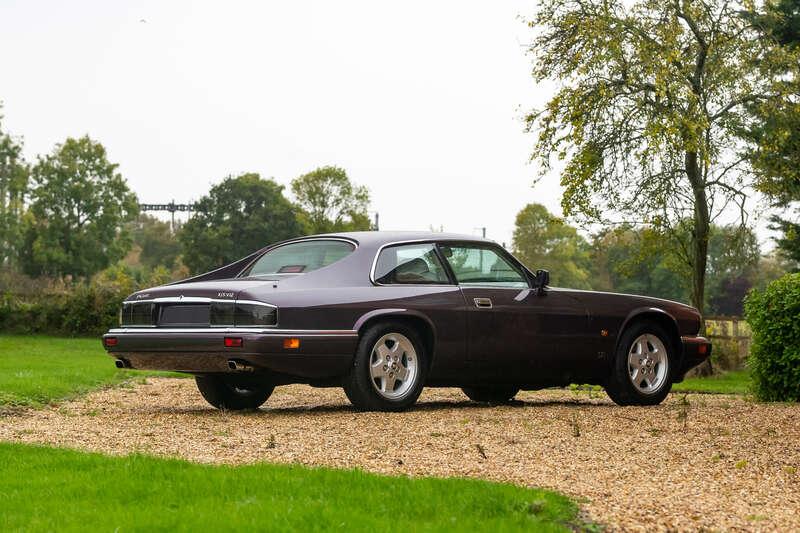 1993 Jaguar XJS V12 6.0-LITRE INSIGNIA COUP&Eacute;