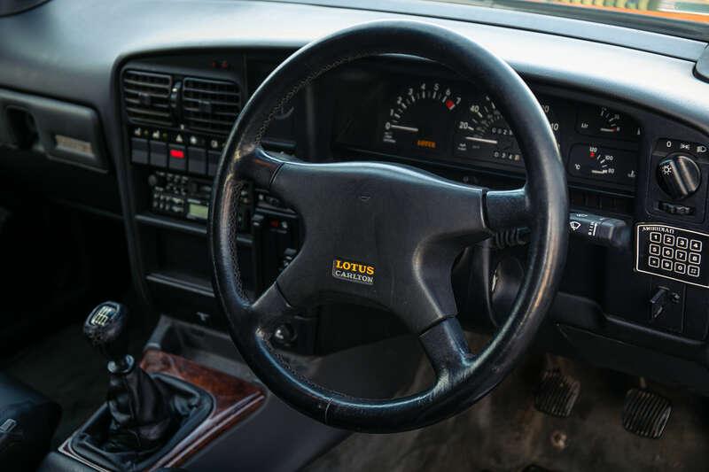 1993 Vauxhall LOTUS CARLTON