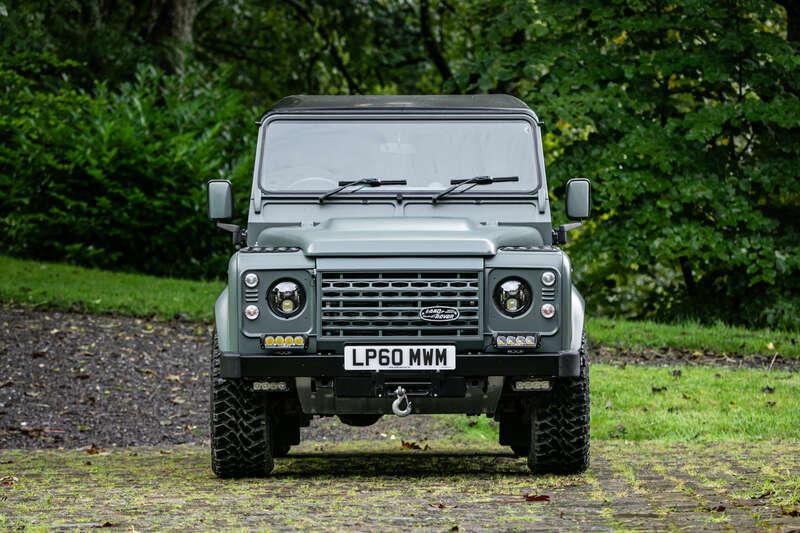 2011 Land Rover DEFENDER 110 V8