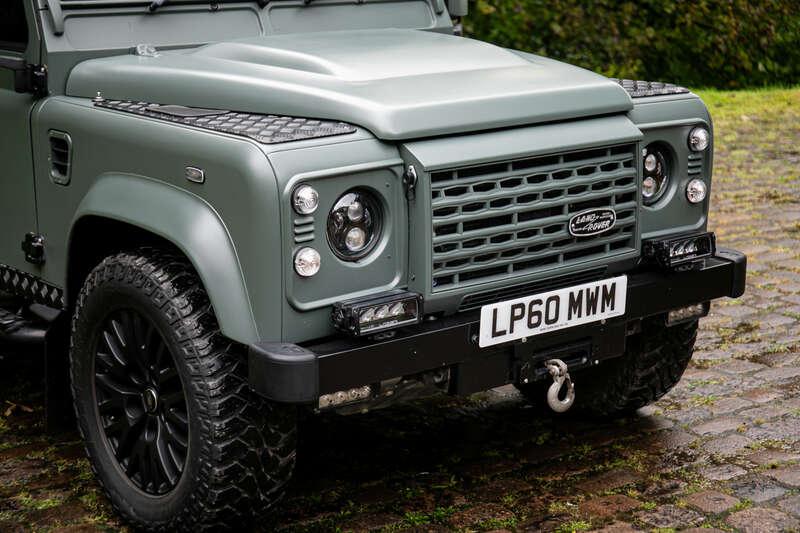 2011 Land Rover DEFENDER 110 V8