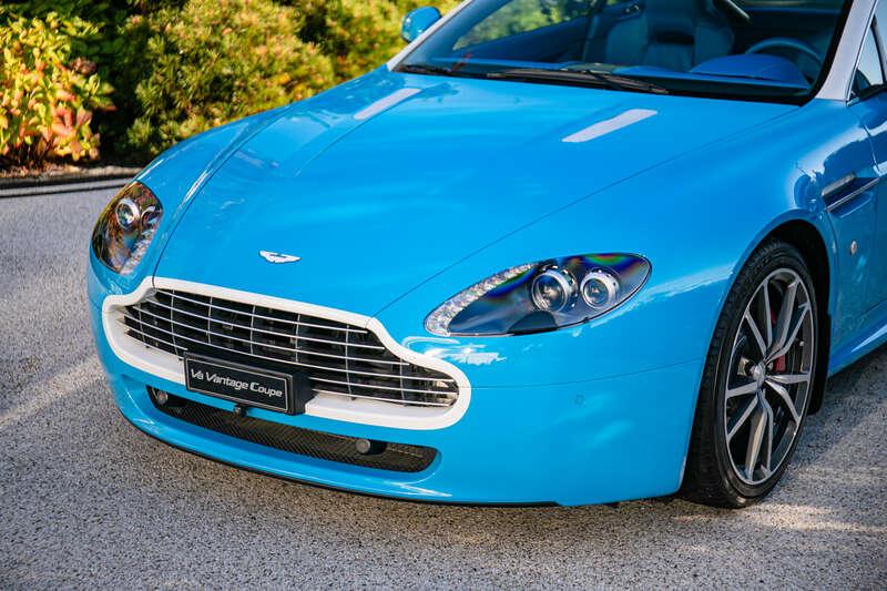 2011 Aston Martin V8 Vantage