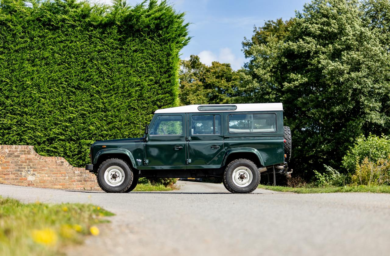 2000 Land Rover Defender 110 County TD5