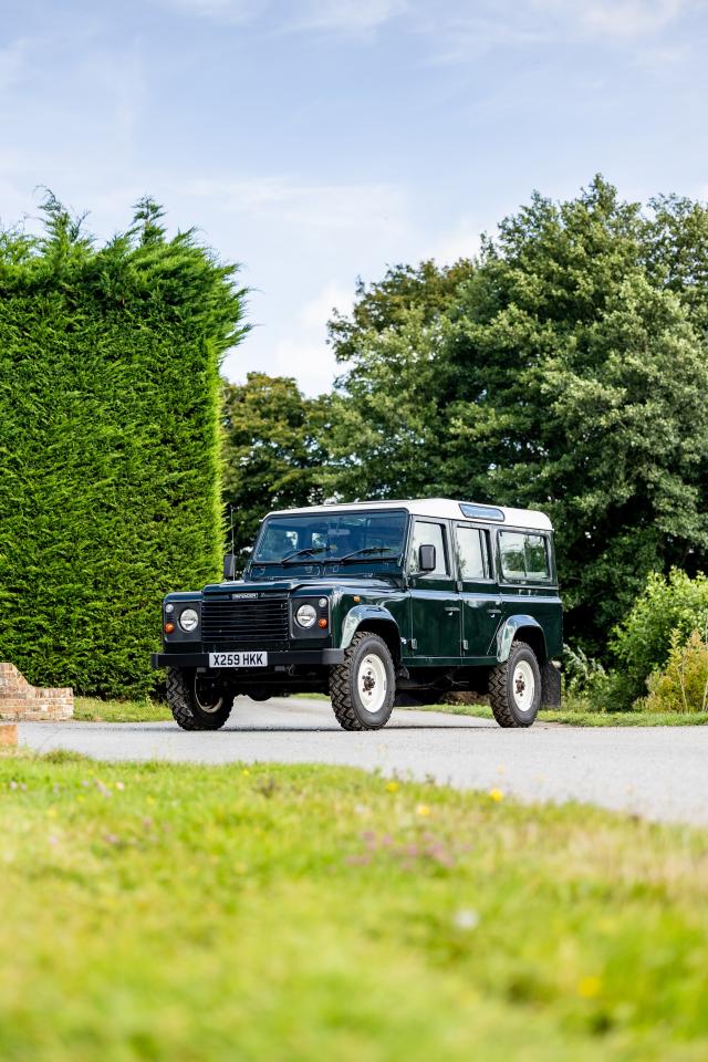 2000 Land Rover Defender 110 County TD5