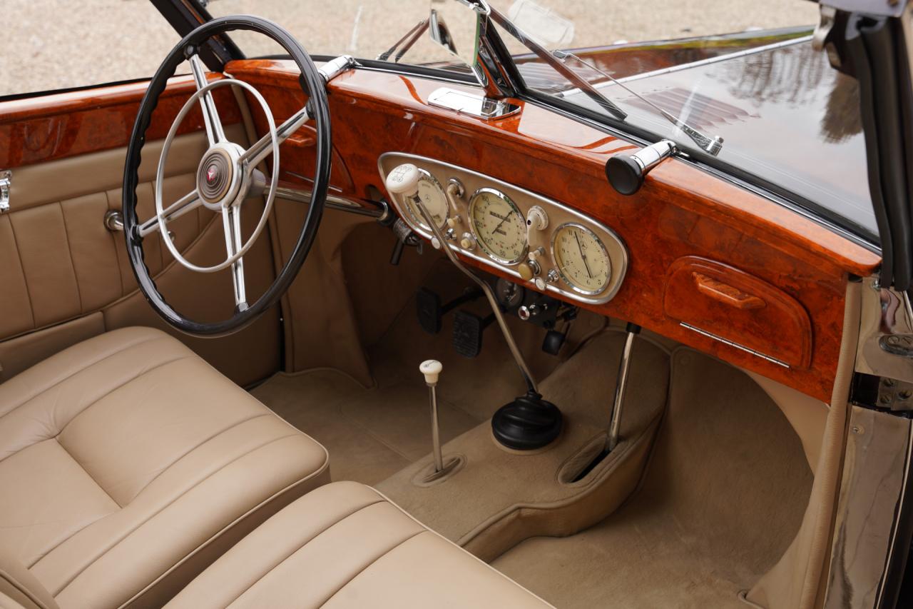 1939 Mercedes - Benz 320 Cabriolet B