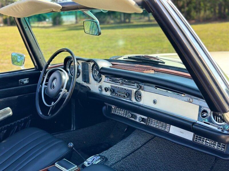 1971 Mercedes - Benz SL-Class