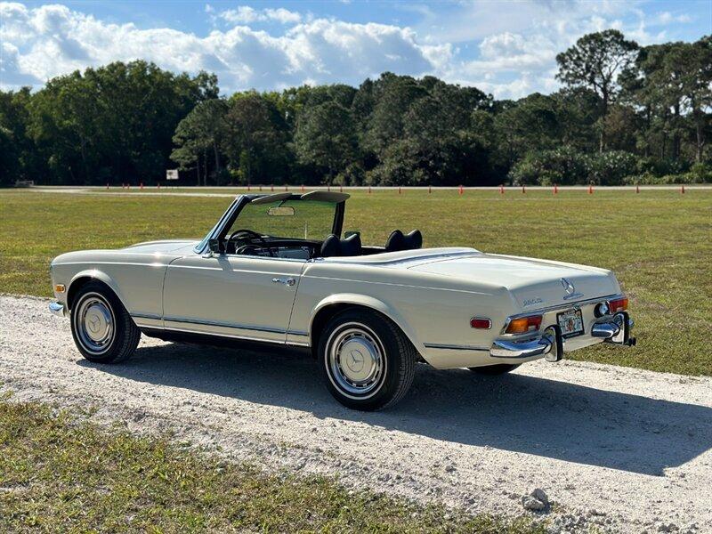 1971 Mercedes - Benz SL-Class