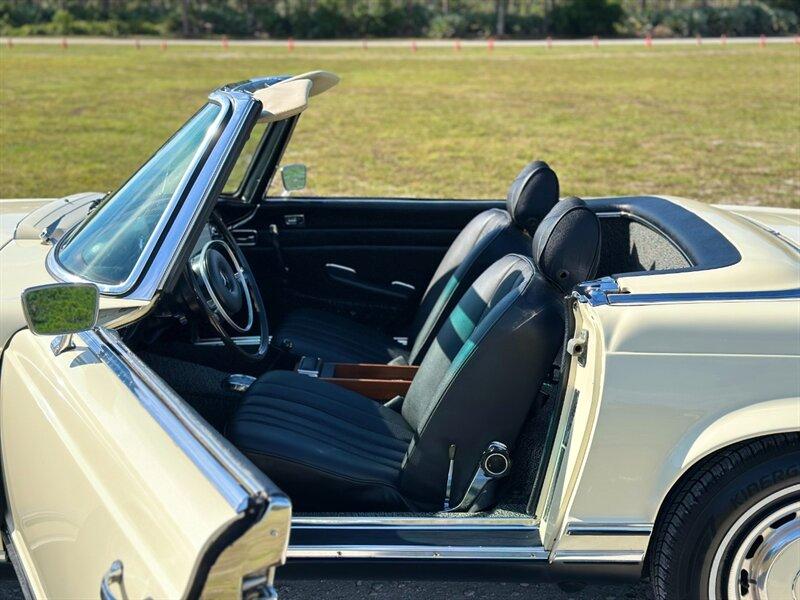 1971 Mercedes - Benz SL-Class