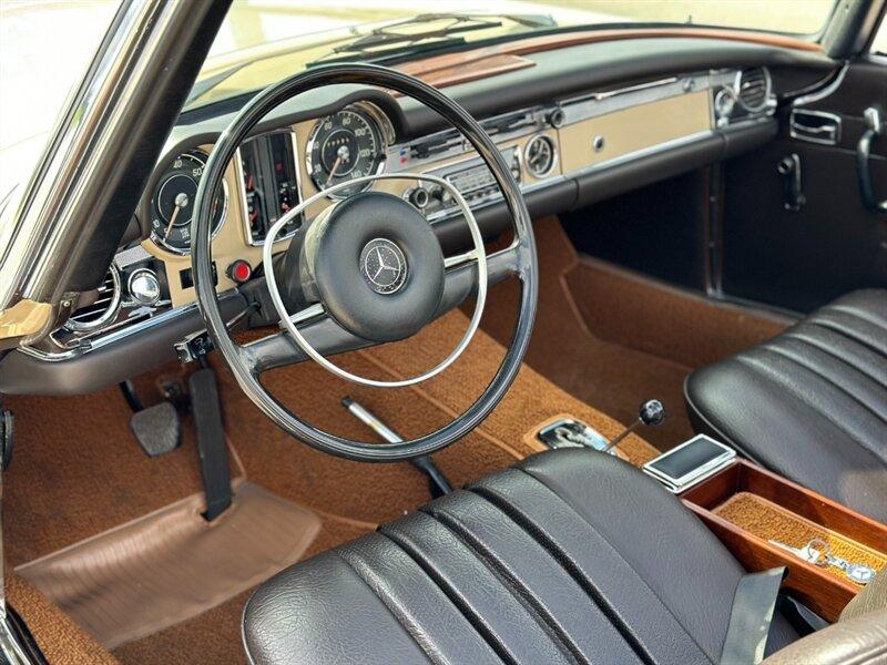 1968 Mercedes - Benz 280SL