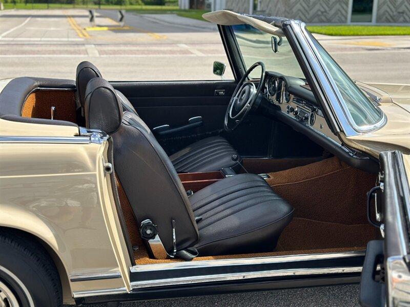 1968 Mercedes - Benz 280SL