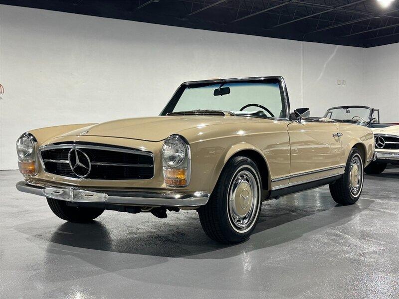 1968 Mercedes - Benz 280SL