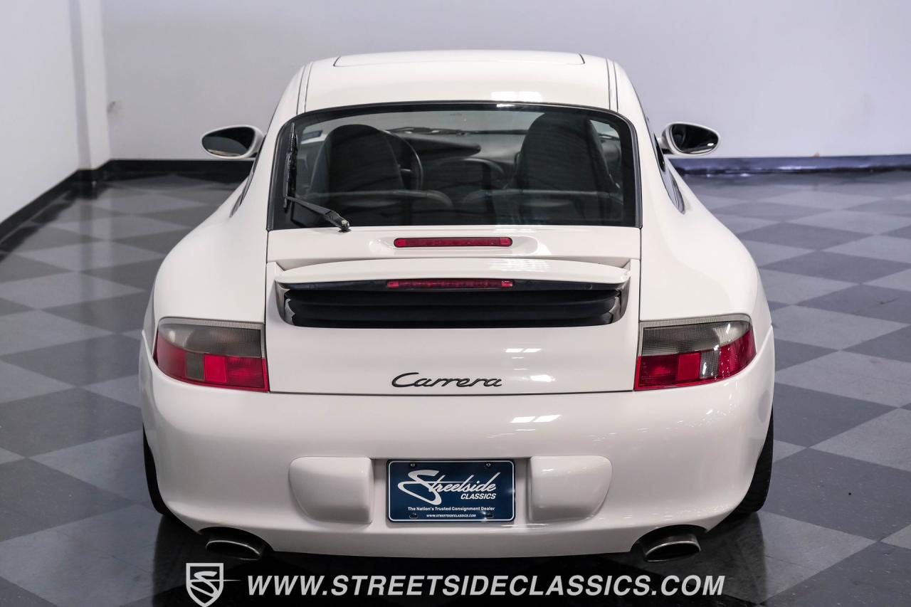 2002 Porsche 911 Carrera 