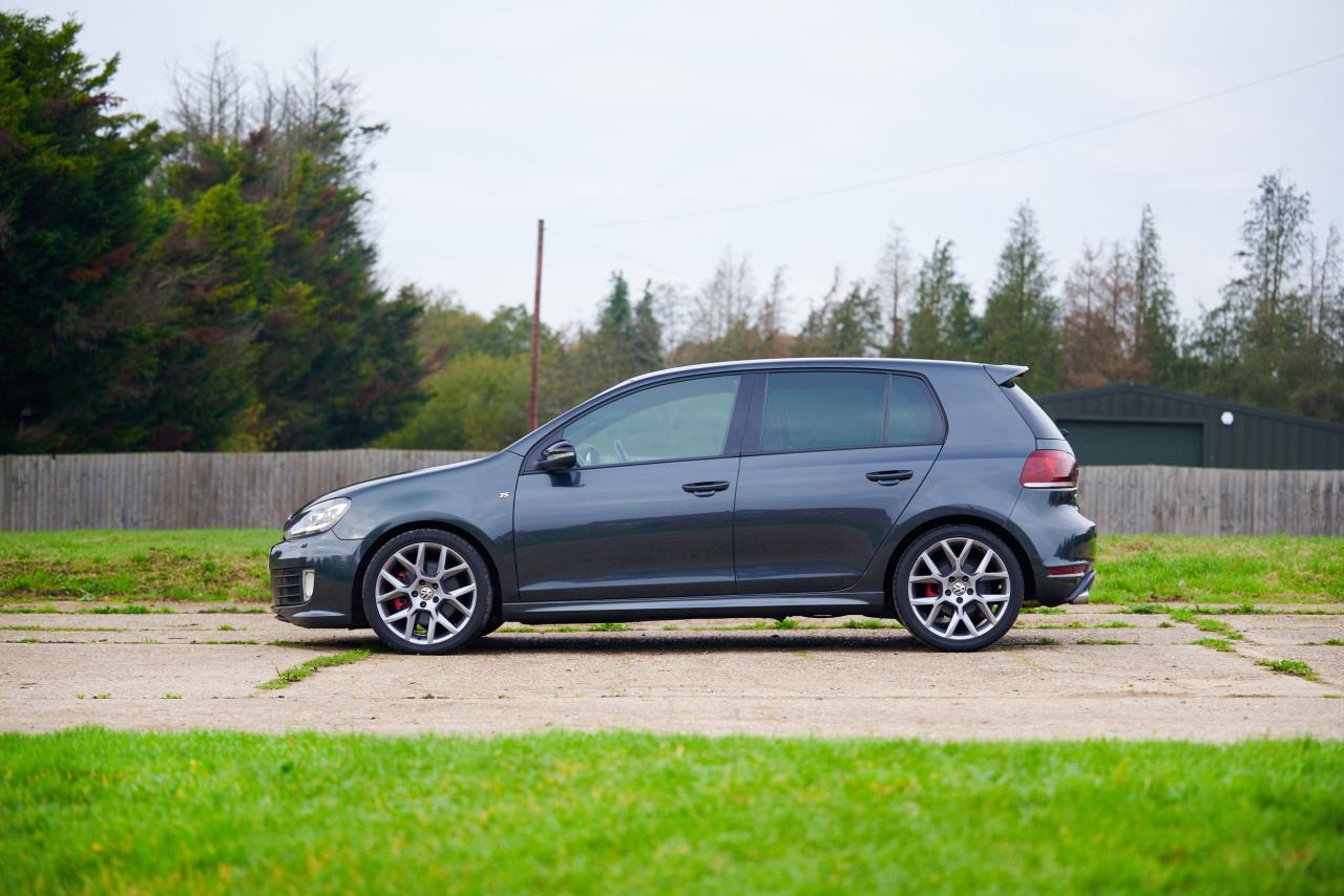 2011 Volkswagen Golf GTI Edition 35