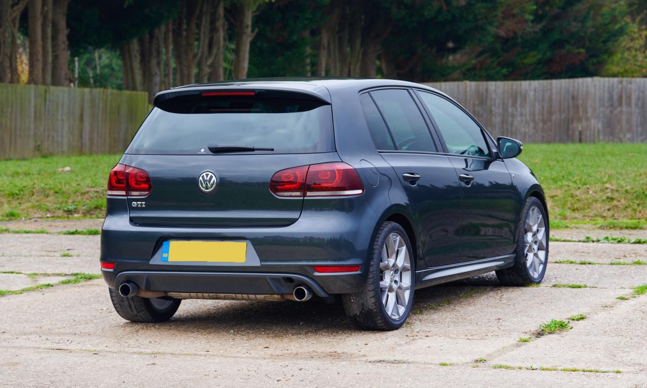 2011 Volkswagen Golf GTI Edition 35