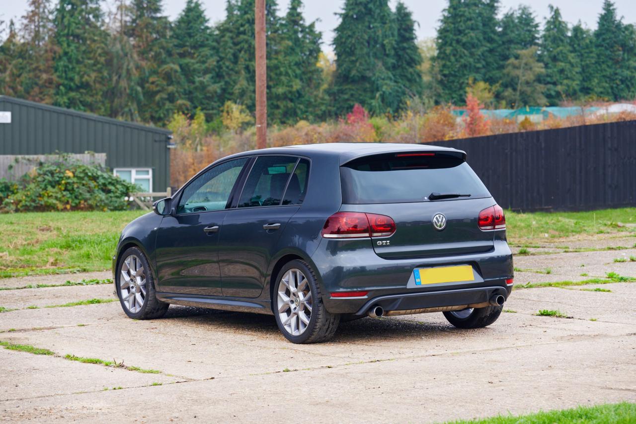 2011 Volkswagen Golf GTI Edition 35