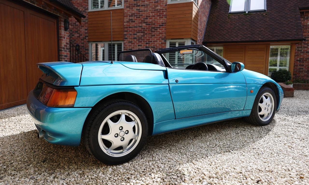 1993 Lotus Elan