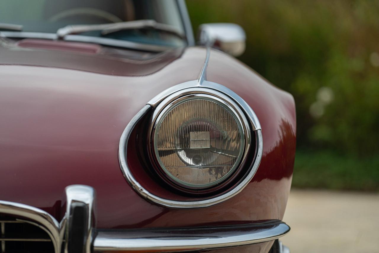 1972 Jaguar E TYPE V12