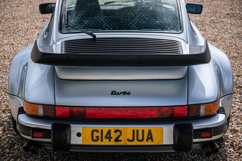 1989 Porsche 911 930 TURBO LE