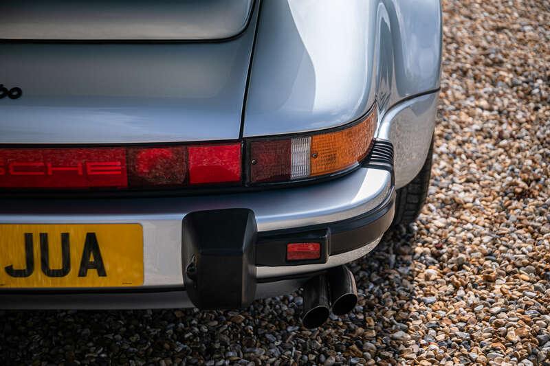 1989 Porsche 911 930 TURBO LE