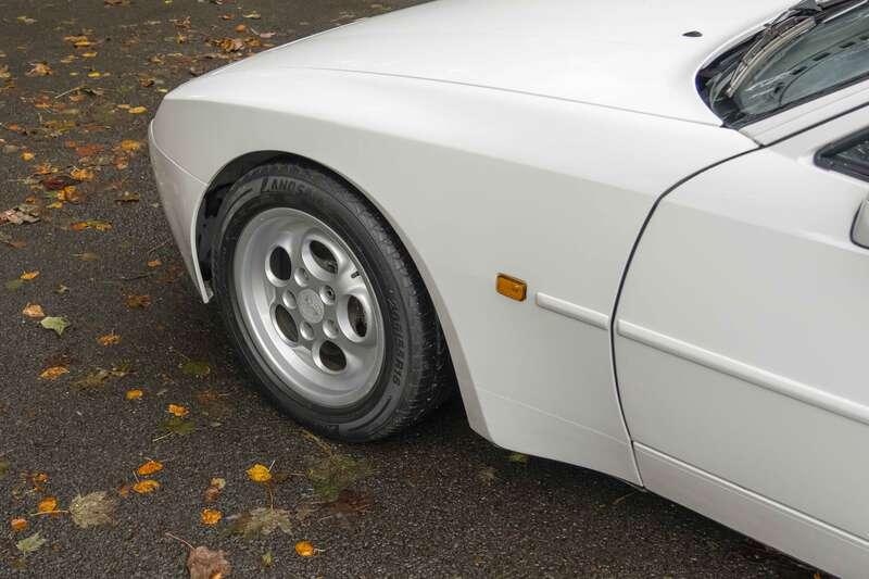 1986 Porsche 944 Turbo