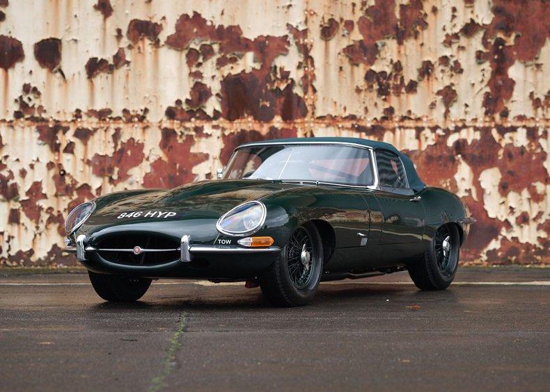 1962 Jaguar E-Type Series 1 3.8 Roadster