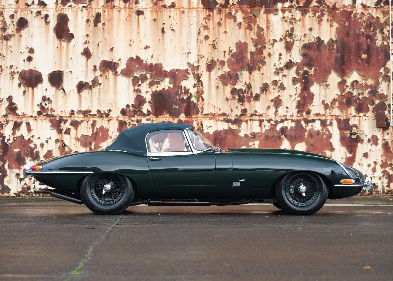 1962 Jaguar E-Type Series 1 3.8 Roadster