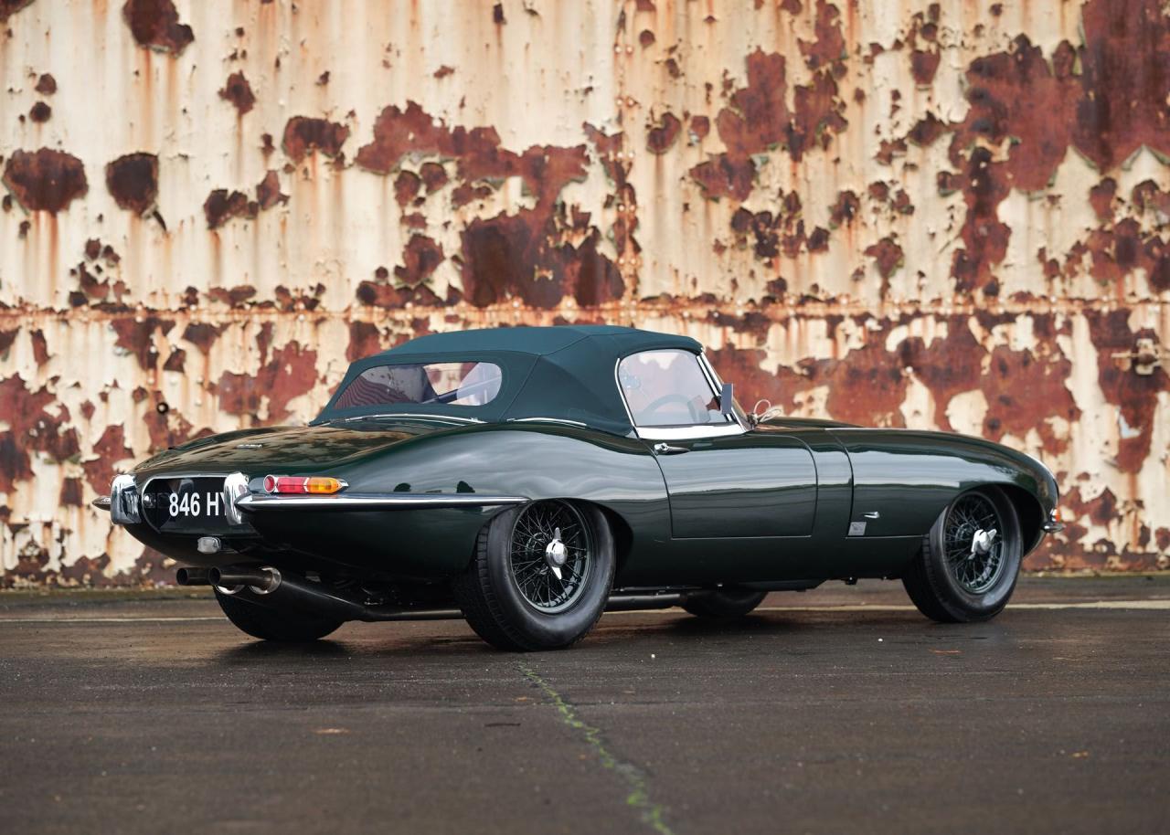 1962 Jaguar E-Type Series 1 3.8 Roadster