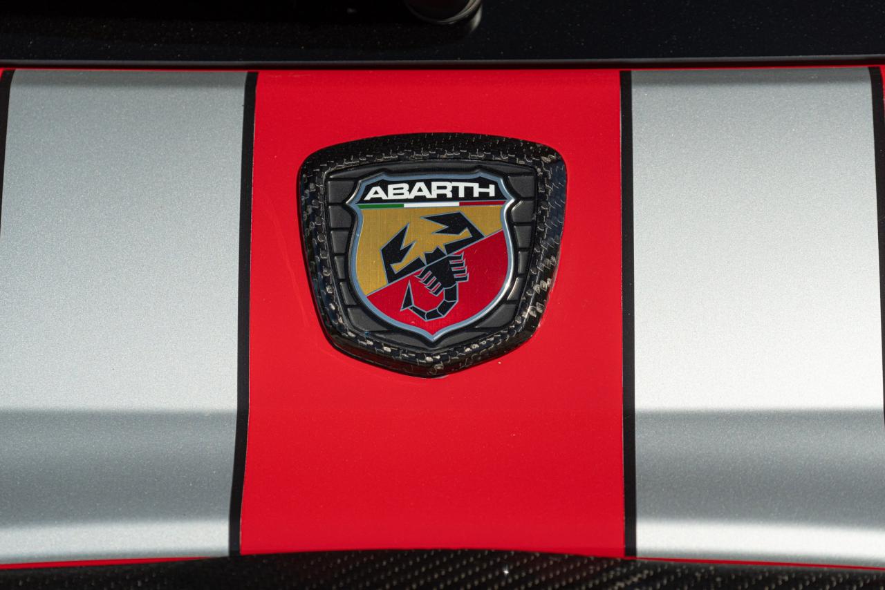 2010 Abarth 695 TRIBUTO FERRARI