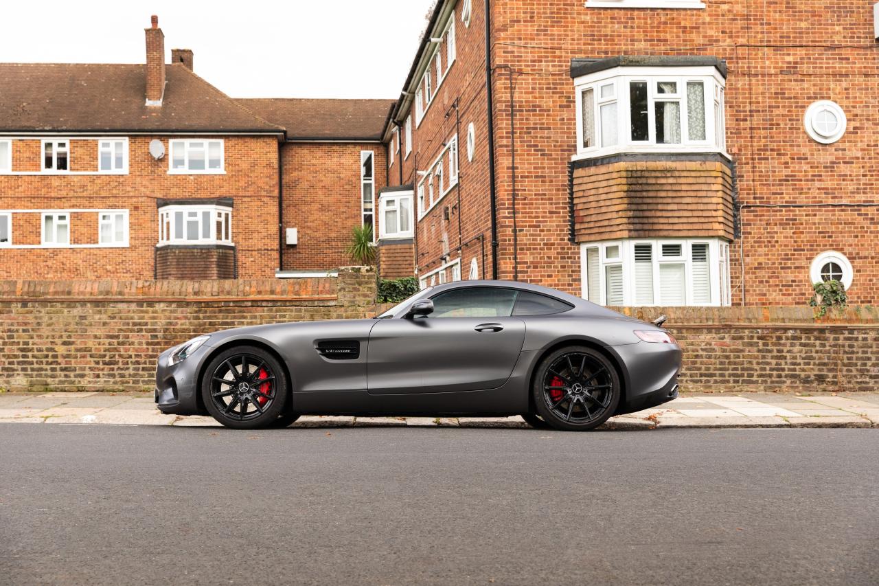 2015 Mercedes - Benz AMG GTS Premium