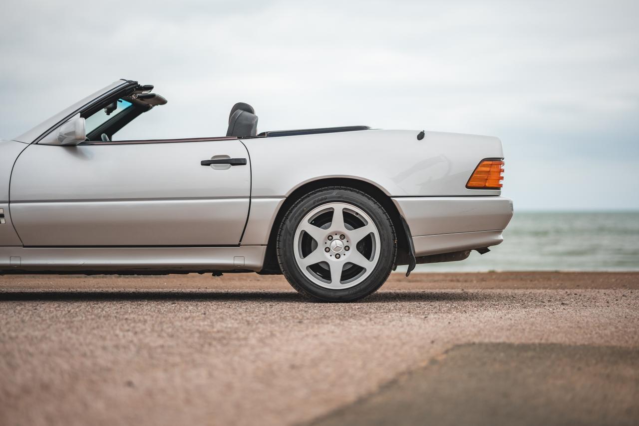 1995 Mercedes - Benz 320SL Mille Miglia Special Edition