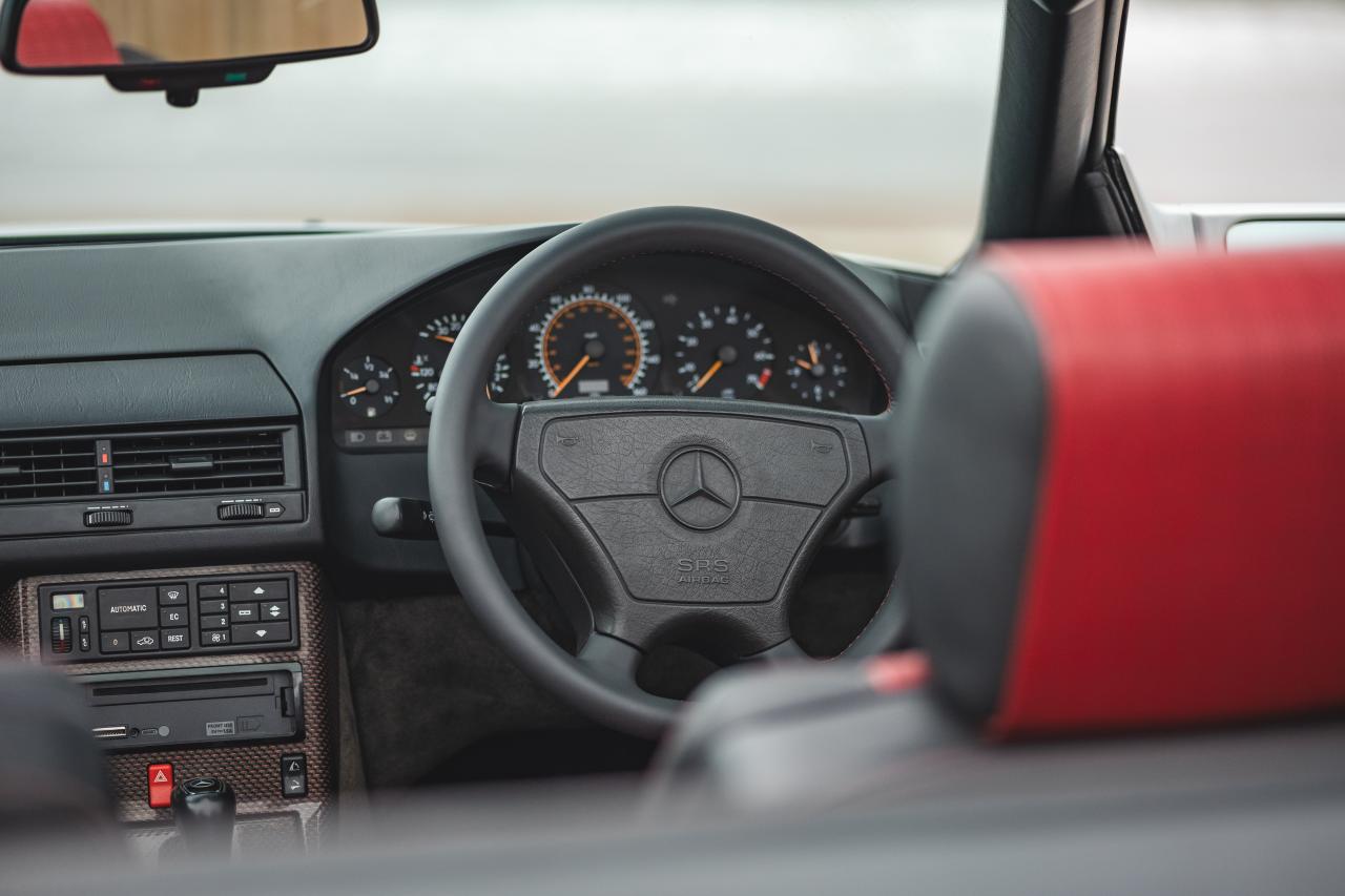 1995 Mercedes - Benz 320SL Mille Miglia Special Edition