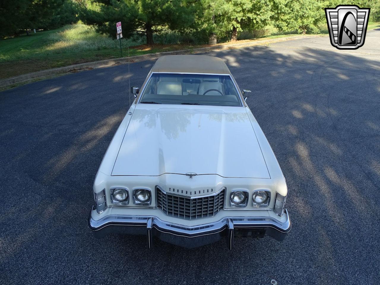 1974 Ford Thunderbird