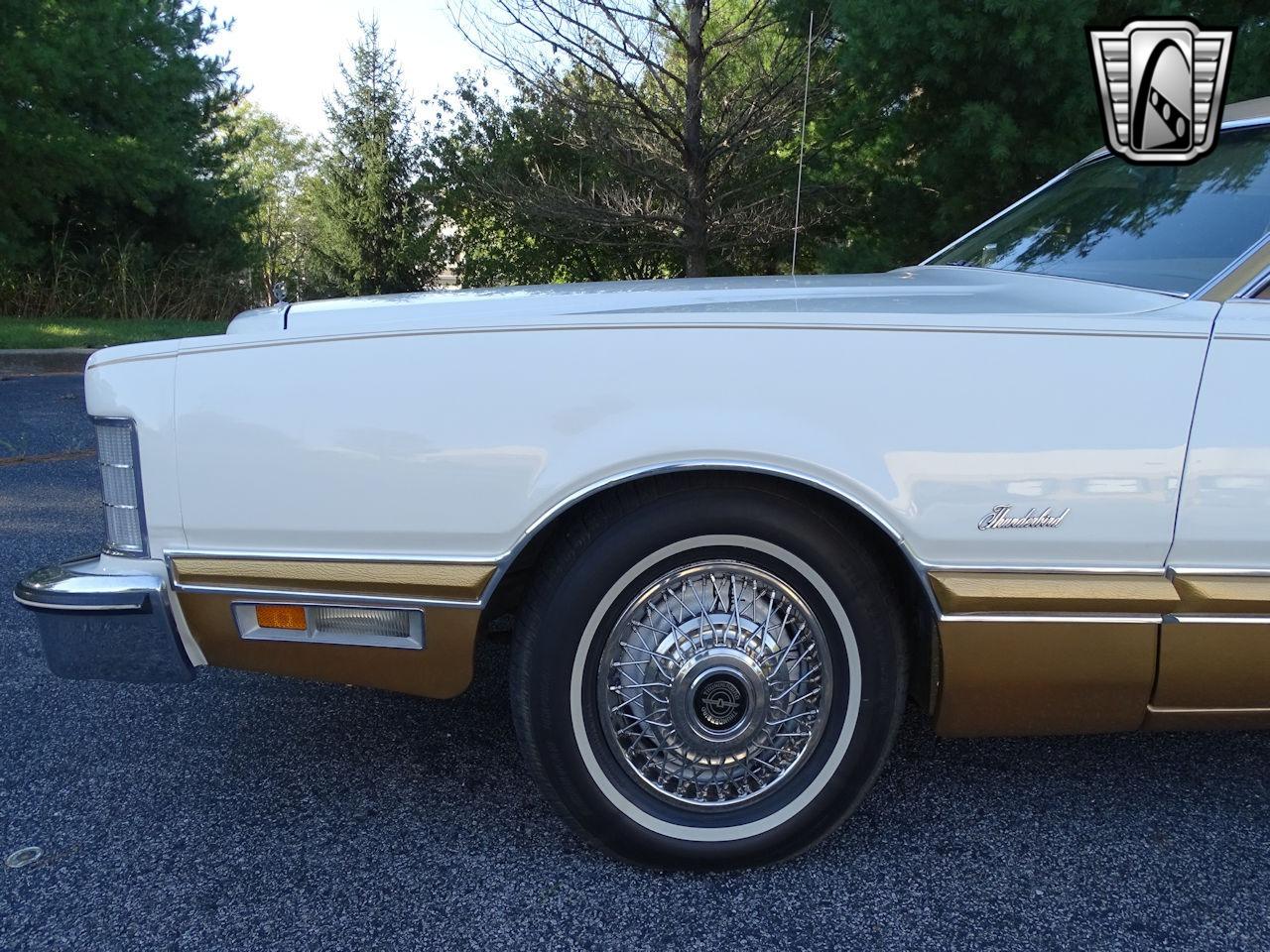 1974 Ford Thunderbird